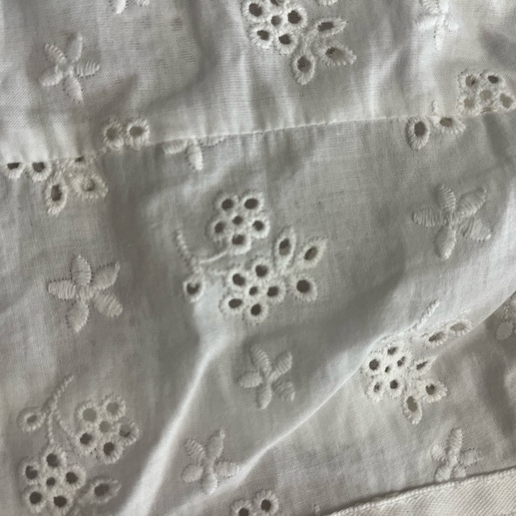 Eyelet white summer top - Picture 3 of 5